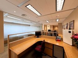 Gateway West (D7), Office #610500811